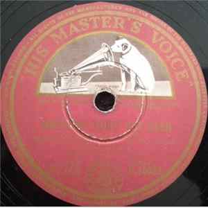 Robert Wilson - Marchin' Thru' The Glen / The Highlandman's Umbrella FLAC album