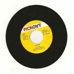 Vivinneco Clarks﻿﻿ / Ras Kush I - Africa / Too Much Collie FLAC album