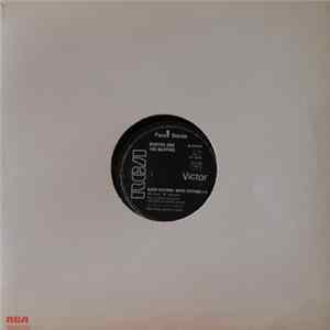 Martha And The Muffins - Black Stations, White Stations FLAC album