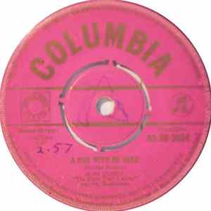 Slim Dusty With His Bushlanders - A Pub With No Beer FLAC album